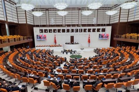 T­B­M­M­ ­G­e­n­e­l­ ­K­u­r­u­l­u­­n­d­a­ ­A­K­ ­P­a­r­t­i­ ­v­e­ ­C­H­P­ ­a­r­a­s­ı­n­d­a­ ­­F­E­T­Ö­­ ­t­a­r­t­ı­ş­m­a­s­ı­ ­-­ ­H­a­b­e­r­l­e­r­